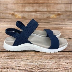 Odeology Paxxton Sandals Women Size 6 Casaual Sandals - NEW.